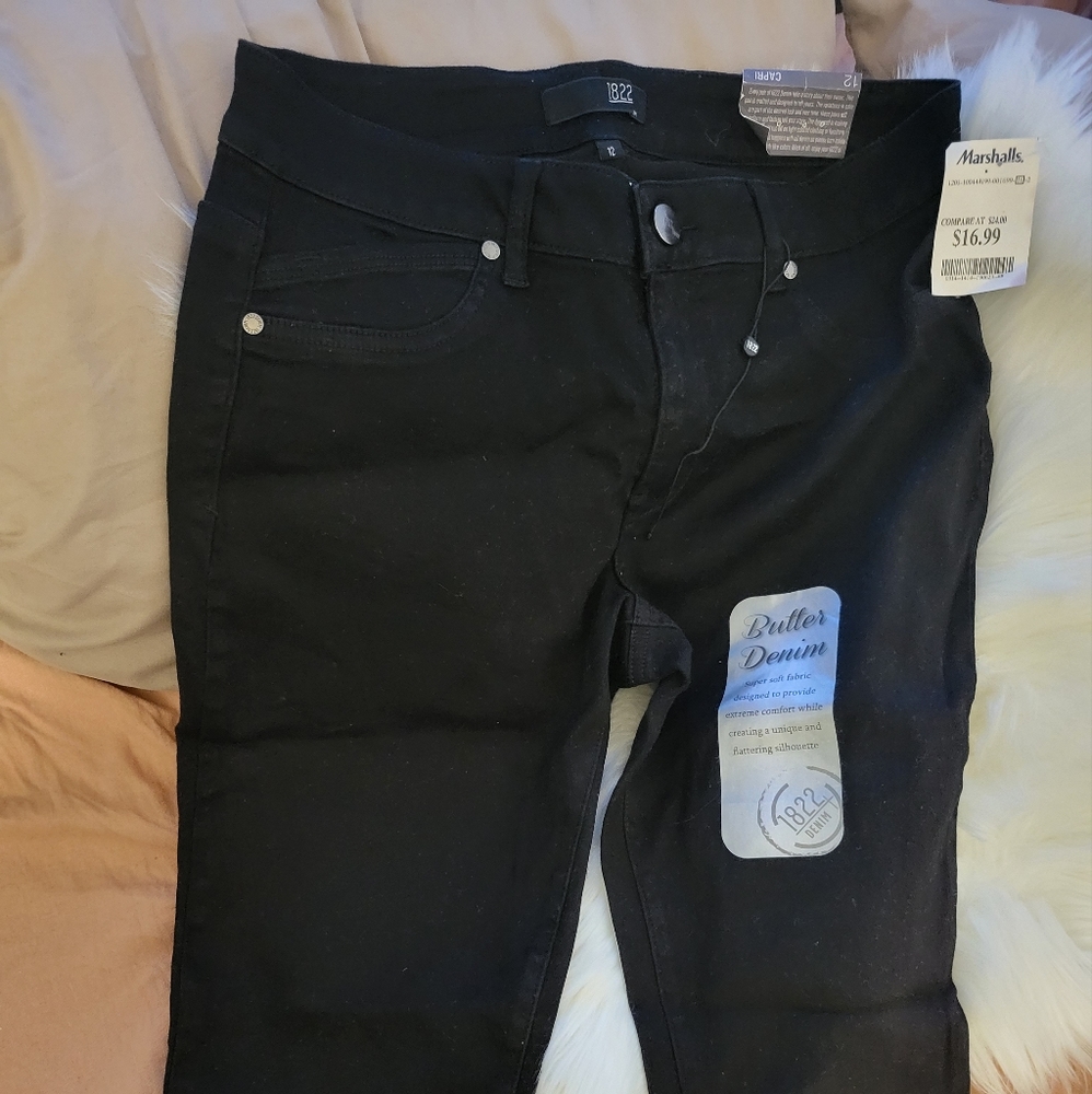 Capri Pants